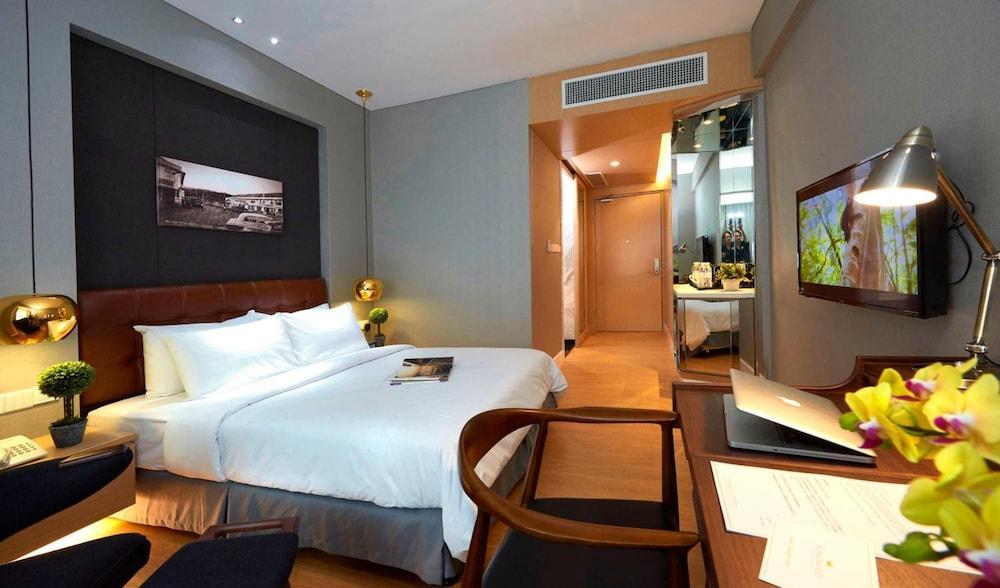 Kingwood Boutique Hotel Miri Esterno foto