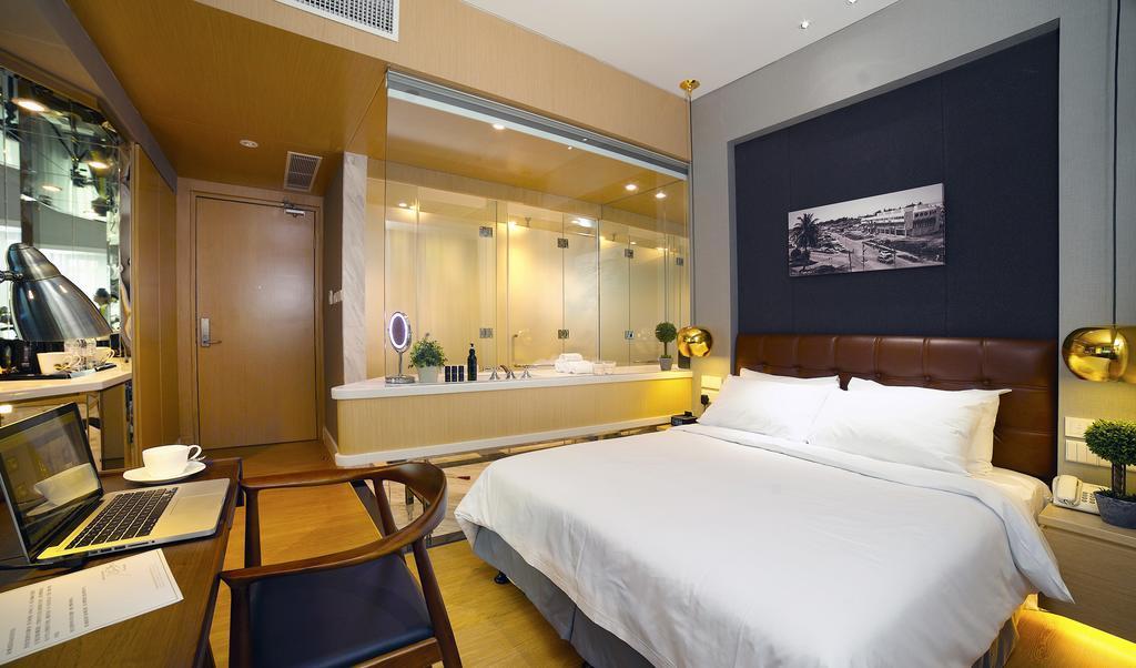Kingwood Boutique Hotel Miri Esterno foto